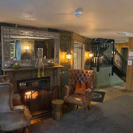 Ξενοδοχείο The At