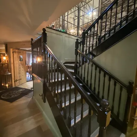 The At Hotel