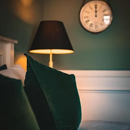The At Hotel