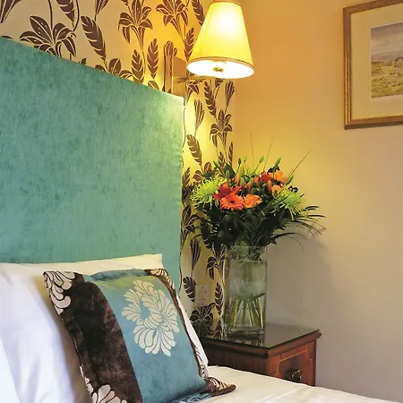 The At Hotel Grasmere