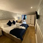 The At Hotel